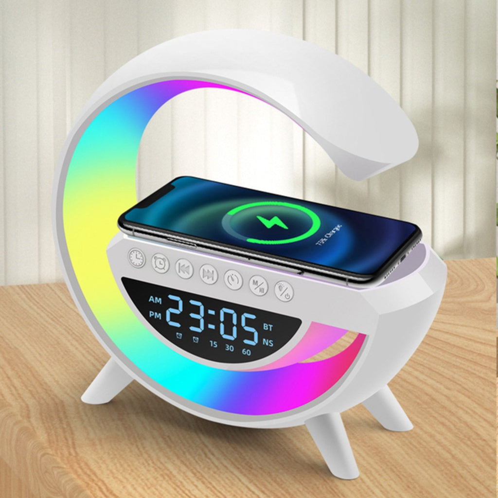 Bocina RGB con Reloj y Cargador Inalámbrico