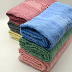 Toalla de baño con diseño Monticello – 70 cm x 140 cm – 1 pieza en color al azar